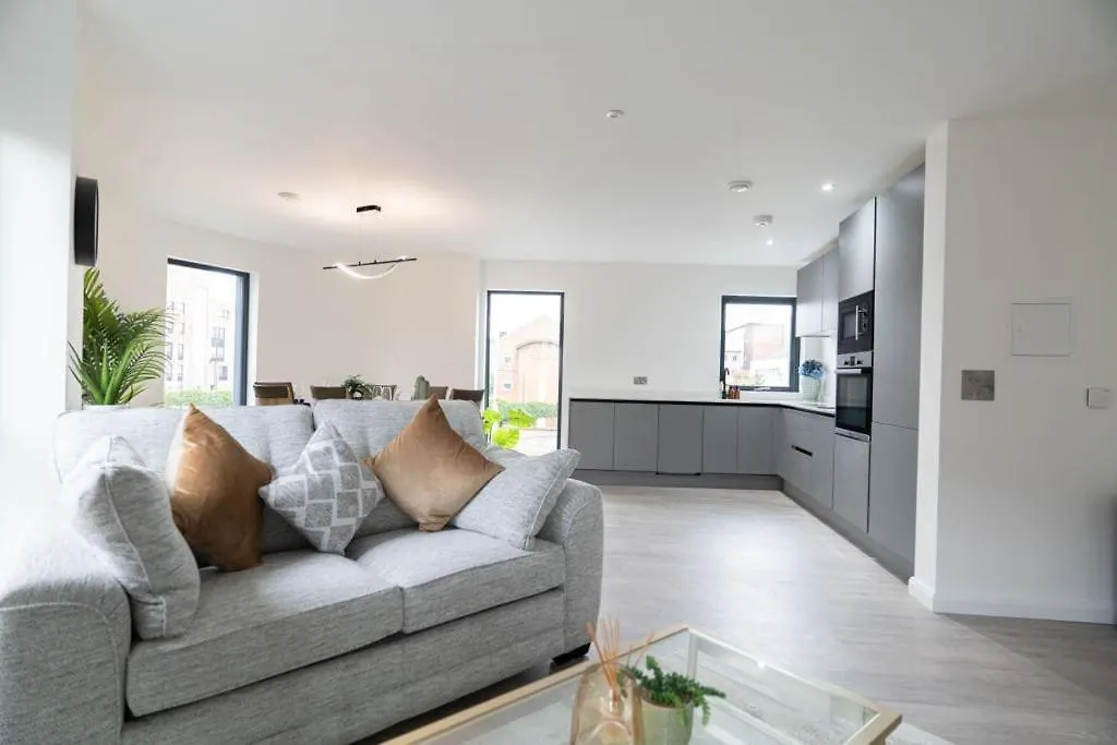 Luxury Apt 5 Min To Belfast Centre Apartment